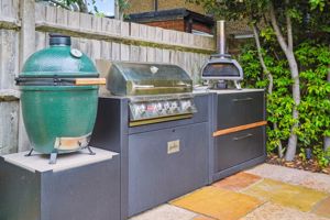 Photo 30- click for photo gallery